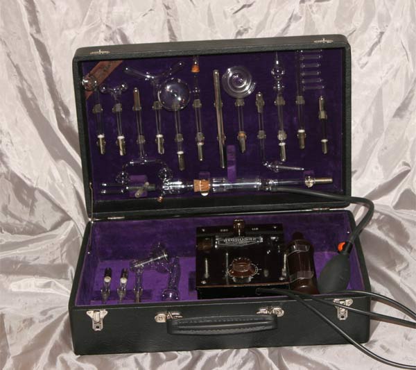Stunning 17pc Hegrosan Violet Wand
