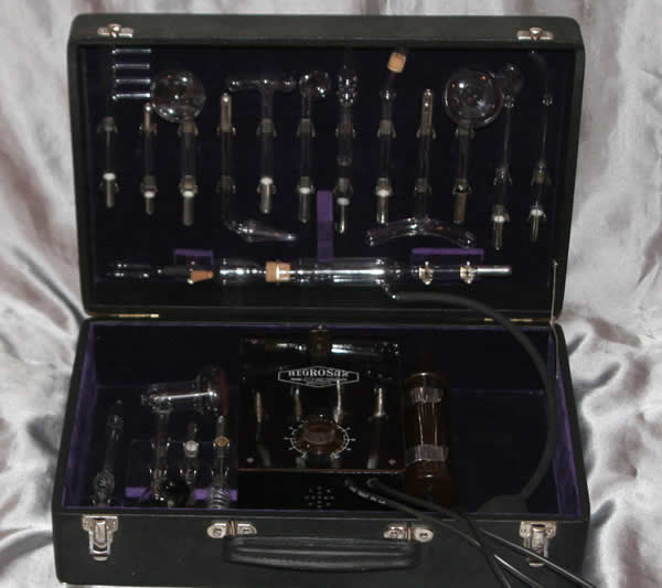 Beautiful  17pc Hegrosan Violet Wand